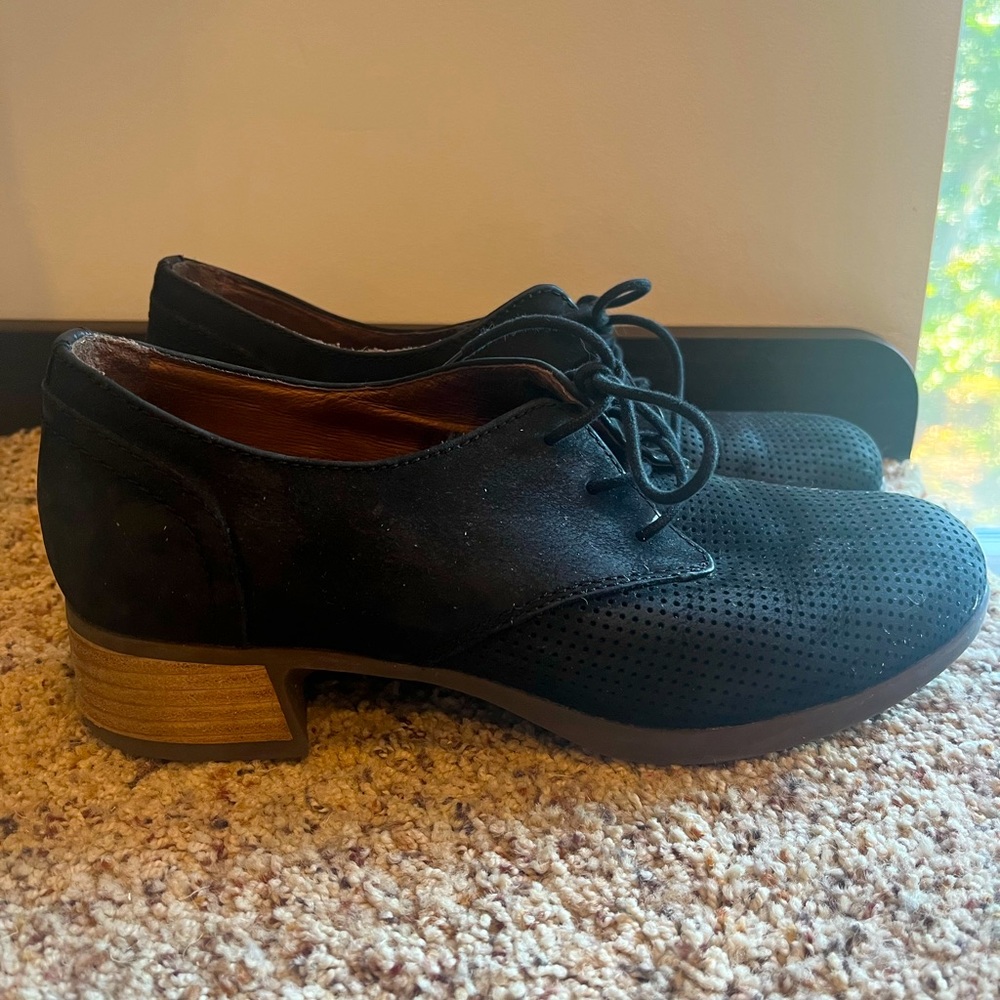 Dansko maryjanes size 7